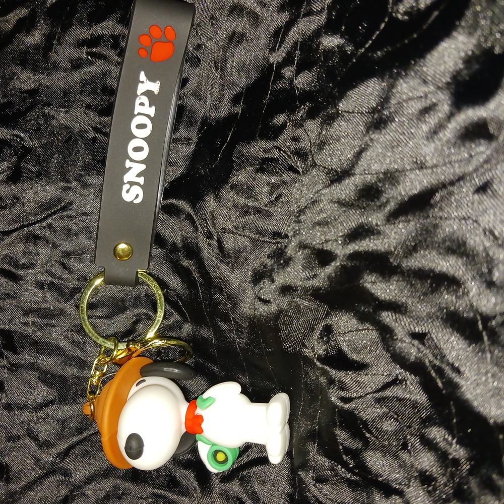 Fashion Jewelry Black and White Key Holder with Cute Design - Picture 9 of 9